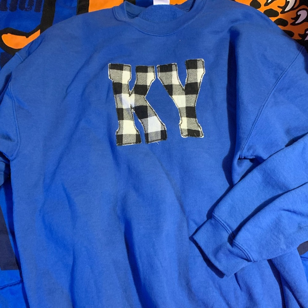 Kentucky crewneck